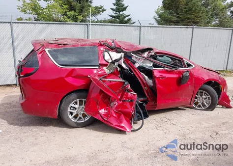 2025 Chrysler Pacifica Select из США, поврежденный, VIN 2C4RC1BG9SR522553